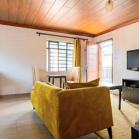 Penthouse Rooftop Studio With King Bed Nairobi Exterior photo