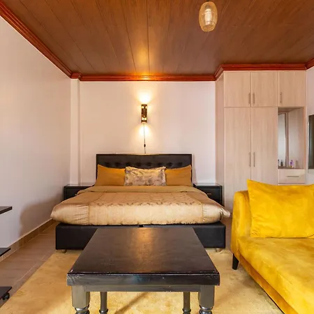 Penthouse Rooftop Studio With King Bed Nairobi Exterior photo